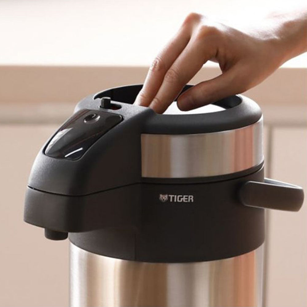 Bình thủy chứa ruột chân không Tiger MAA-A302 [3.0L]