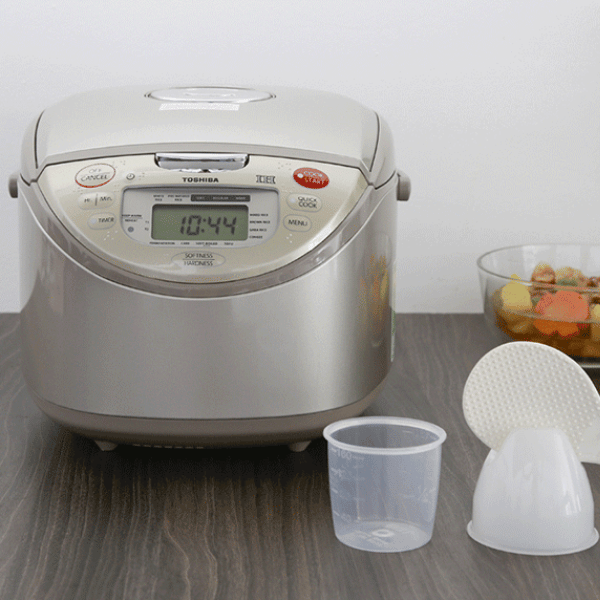 Nồi cơm điện tử cao tần Toshiba RC-18RH(CG)VN (1.8L)